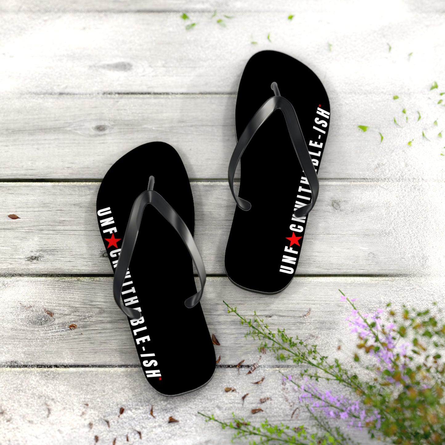 UNF★CKWITHABLE-ISH™ Flip Flops White/Red Star
