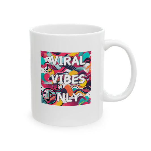 Tasse mit TikTok-Motiv
