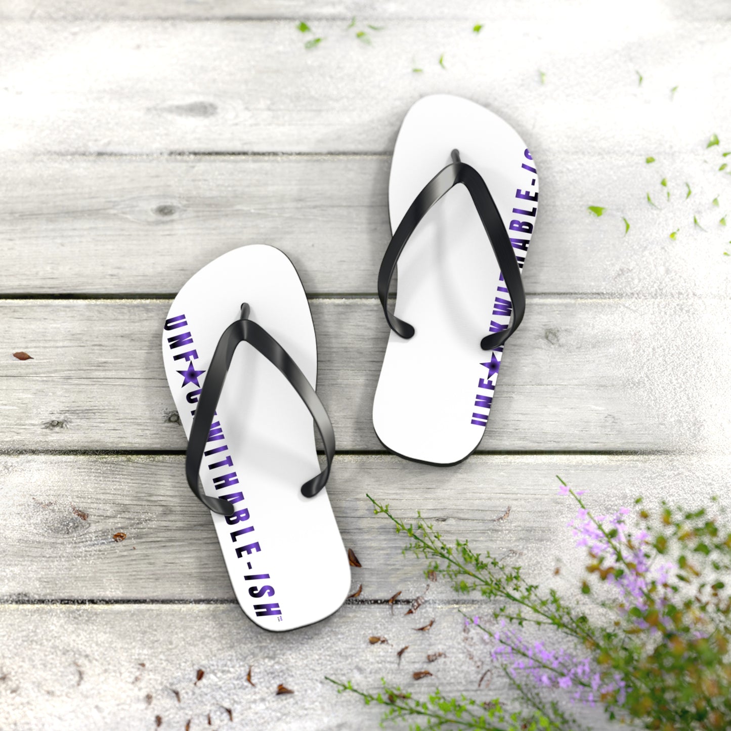 UNF★CKWITHABLE-ISH™ Flip Flips White with Gradient Purple/Purple
