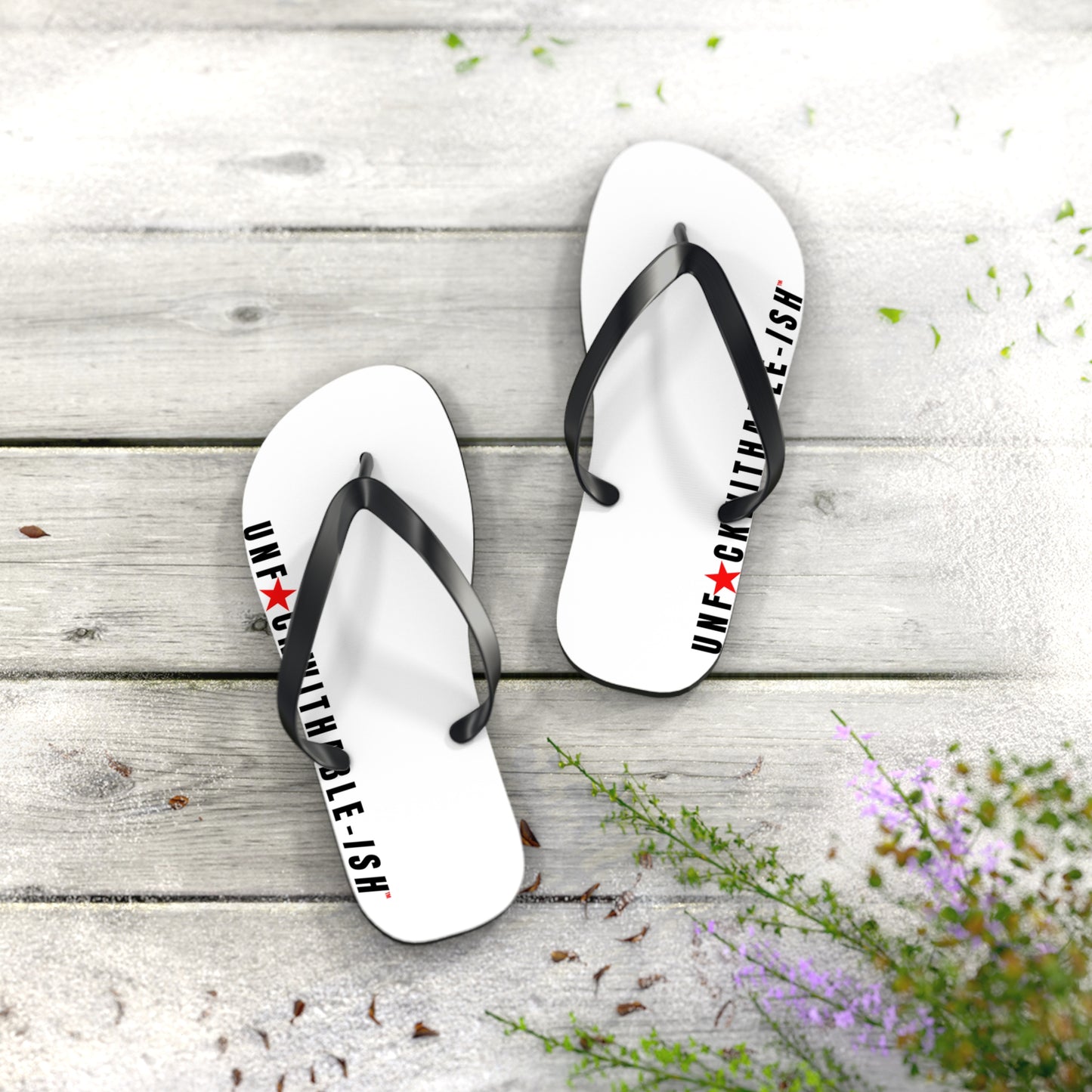 UNF★CKWITHABLE-ISH™ Flip Flops Black/Red Star