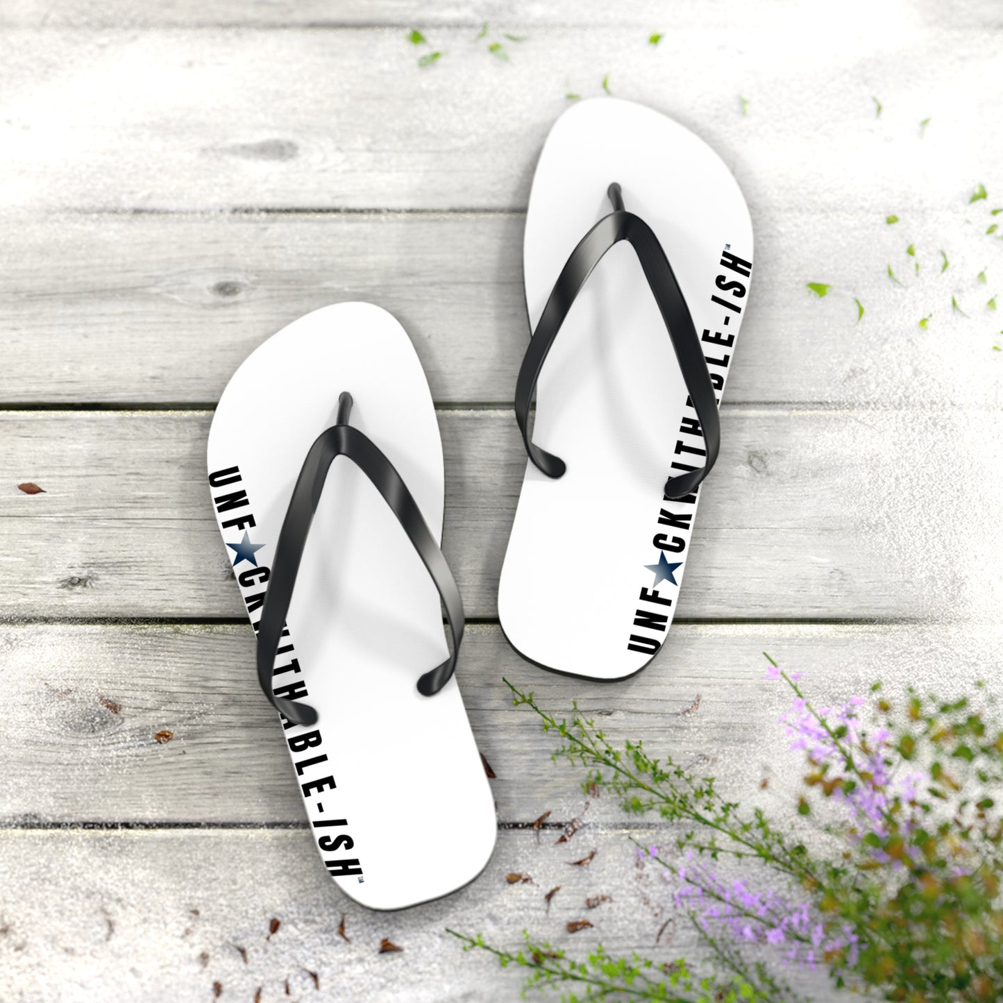 UNF★CKWITHABLE-ISH™ Flip Flops Black/Black Gradient Star